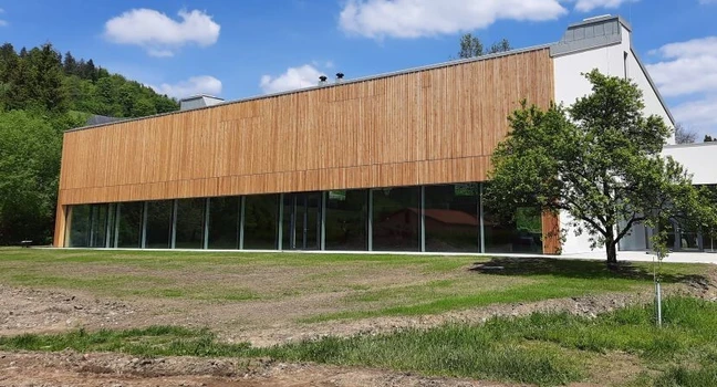 Nová tělocvična- klikněte na foto