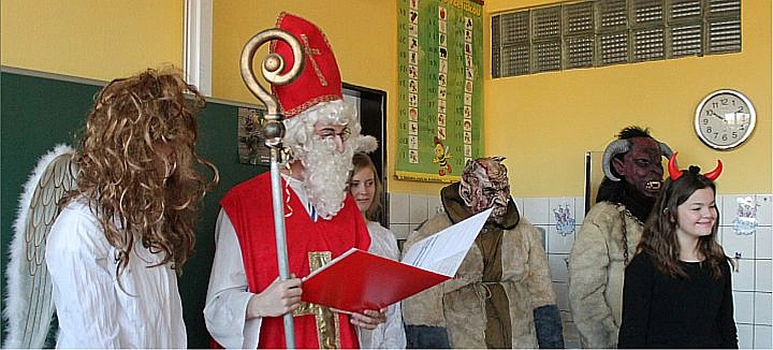 Mikuláš ve škole
