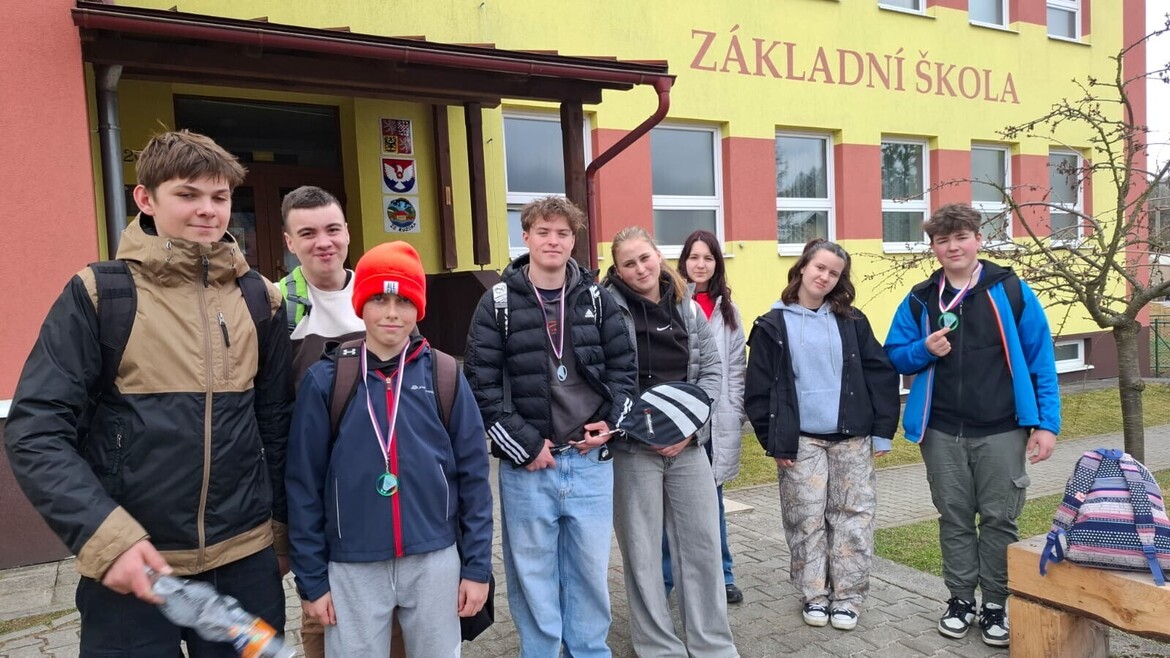 Badminton - turnaj dvouhra